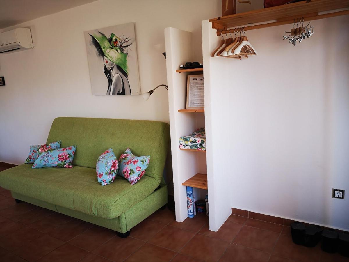 Casa Martinez Studios & Chambre D'Hotes A 3 Kms De Montserrat Valencia Montroy Bagian luar foto