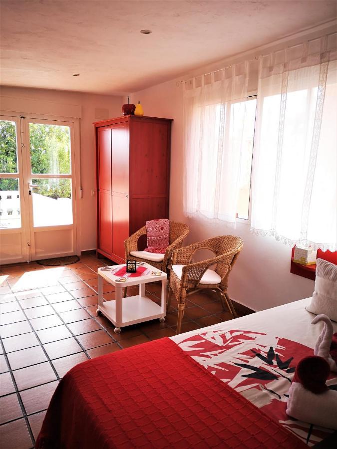 Casa Martinez Studios & Chambre D'Hotes A 3 Kms De Montserrat Valencia Montroy Bagian luar foto