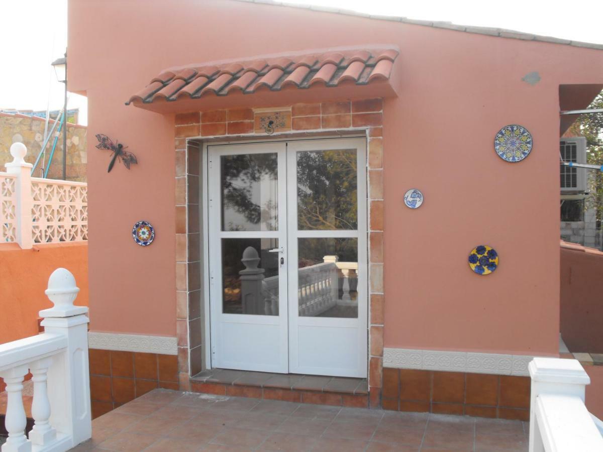Casa Martinez Studios & Chambre D'Hotes A 3 Kms De Montserrat Valencia Montroy Bagian luar foto